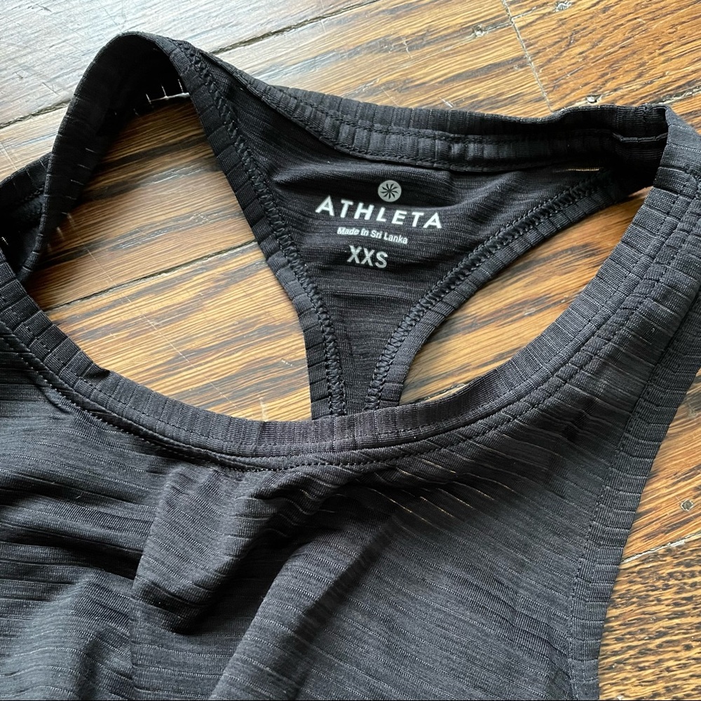 Athleta High Neck Shadow Stripe Chi Tank in Black - Size XXS